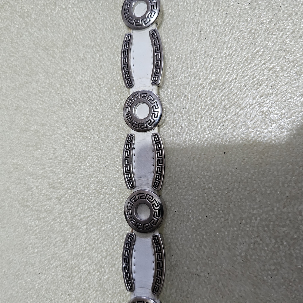 Coptiva Stylish Silver and White Leather Belt